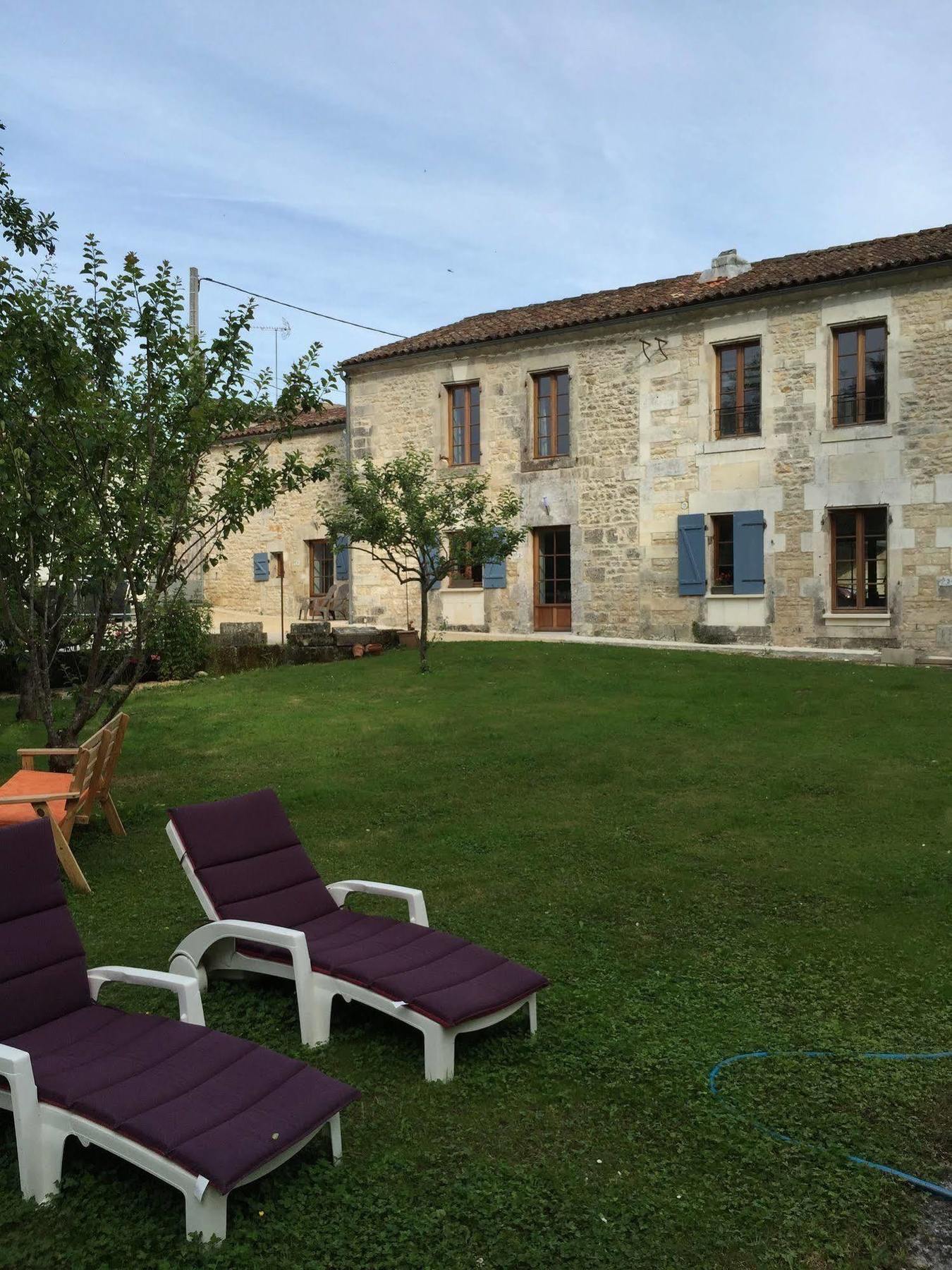 Petit Moulin De Veillard Villa Bourg-Charente Eksteriør billede